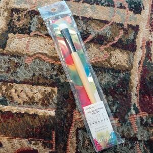 Coastal Scents Eye Shadow Brush with Yellow Handle